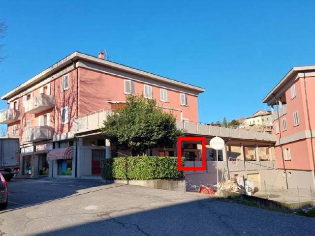 Locale Commerciale in vendita a Tresinaro - Secchia, Re