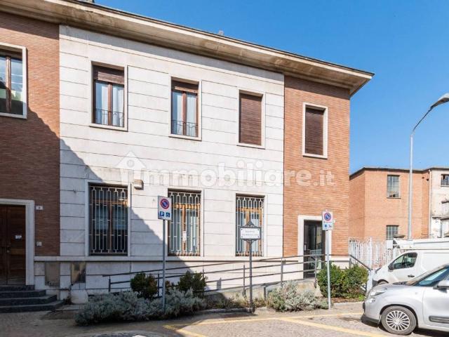 Locale Commerciale in vendita a Piemonte, Alessandria