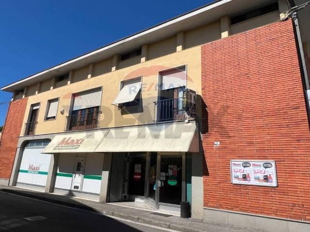Locale Commerciale in vendita a Quintano, Castelli Calepio