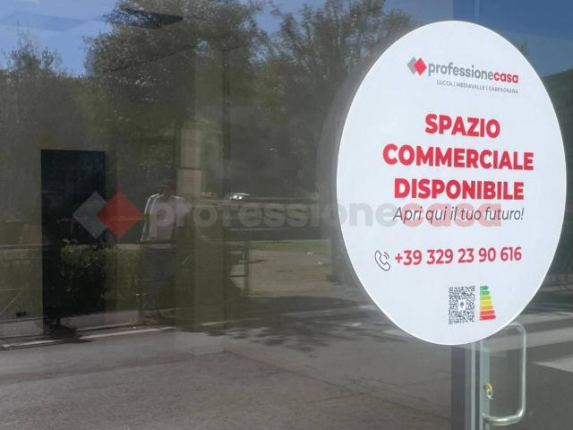 Locale Commerciale in vendita a Unione Comuni Garfagnana, Castelnuovo Di Garfagnana