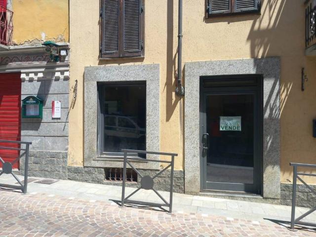 Locale Commerciale in vendita a Piemonte, Asti
