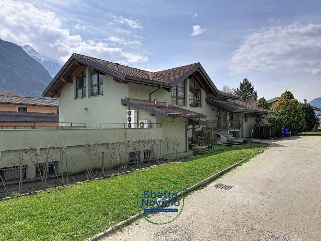 Locale Commerciale in vendita a Comunità Valsugana e Tesino, Castelnuovo Valsugana