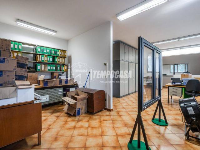 Locale Commerciale in vendita a Castenaso, Reggio Emilia