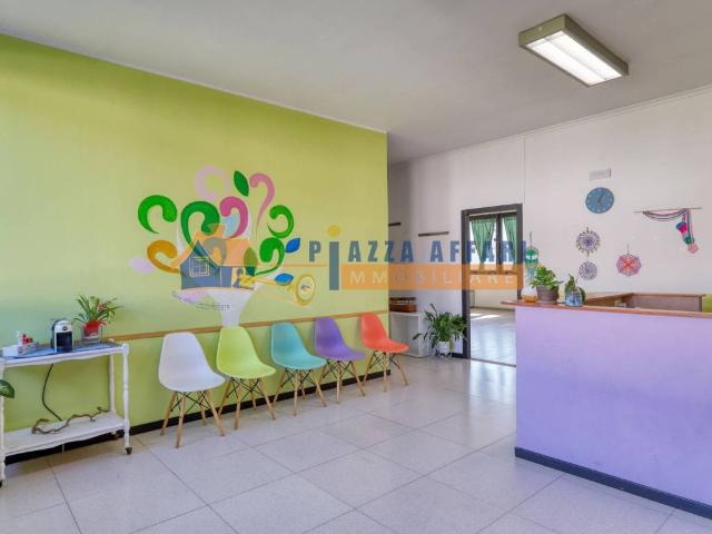 Locale Commerciale in vendita a Castiglione Olona, Lombardia