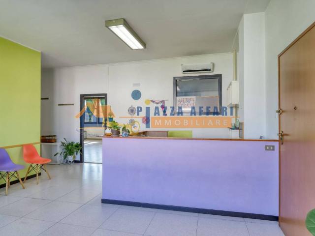 Locale Commerciale in vendita a Castiglione Olona, Lombardia