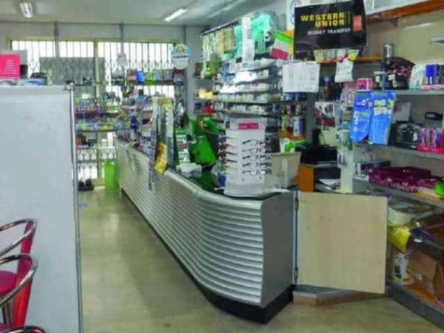 Locale Commerciale in vendita a Unione di Comuni della Romagna Forlivese, Castrocaro Terme