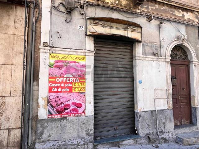 Locale Commerciale in vendita a San Giovanni Galermo-Trappeto-Cibali, Catania