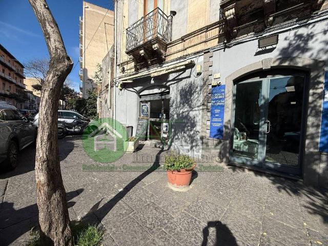 Locale Commerciale in vendita a Centro storico, Catania