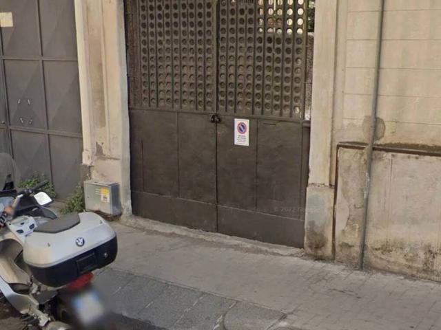 Locale Commerciale in vendita a Monte Po-Nesima-San Leone-Rapisardi, Catania