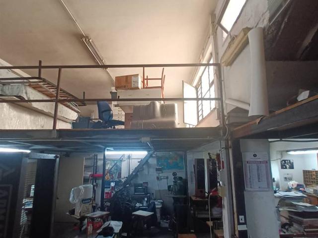 Locale Commerciale in vendita a Monte Po-Nesima-San Leone-Rapisardi, Catania