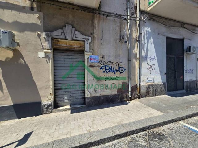 Locale Commerciale in vendita a Borgo-Sanzio, Catania