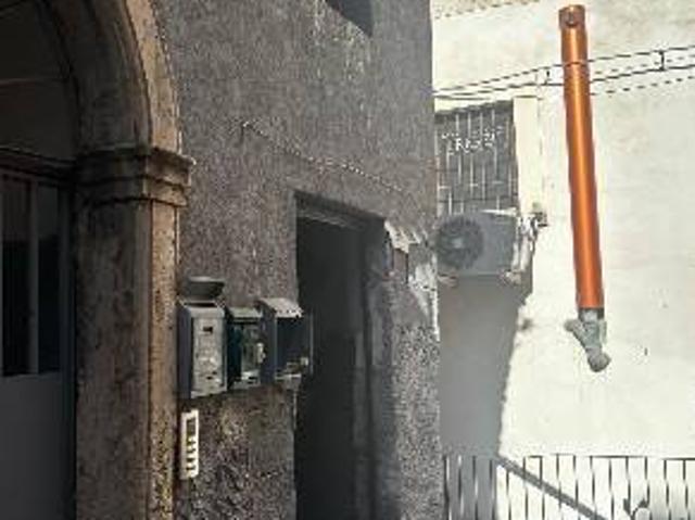 Locale Commerciale in vendita a Centro storico, Catania