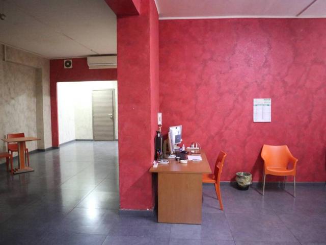 Locale Commerciale in vendita a Monte Po-Nesima-San Leone-Rapisardi, Catania