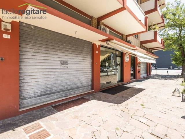 Locale Commerciale in vendita a Cattolica, Reggio Emilia