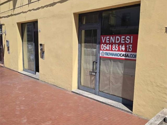 Locale Commerciale in vendita a Cattolica, Reggio Emilia
