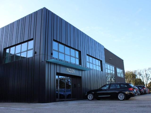 Locale Commerciale in vendita a Cattolica, Reggio Emilia