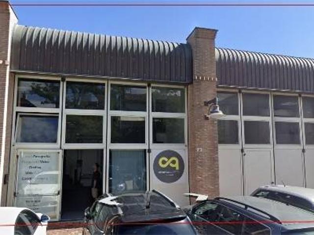 Locale Commerciale in vendita a Cattolica, Reggio Emilia
