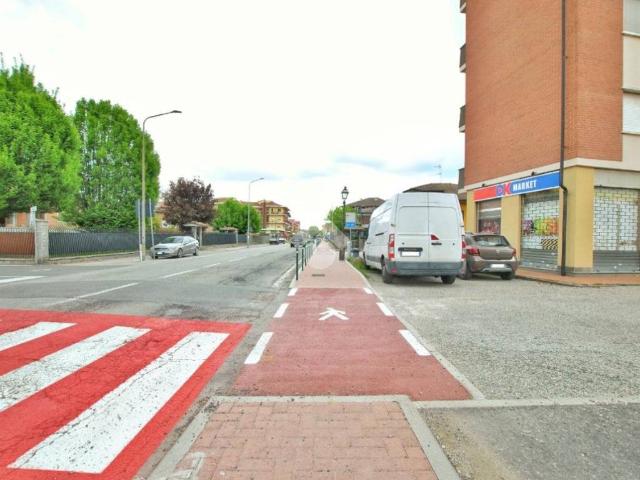 Locale Commerciale in vendita a Piemonte, Torino