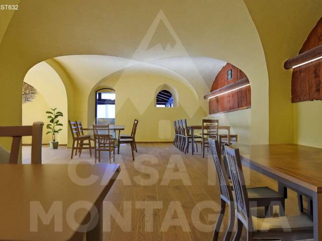 Locale Commerciale in vendita a Comunità territoriale della Val di Fiemme, Daiano