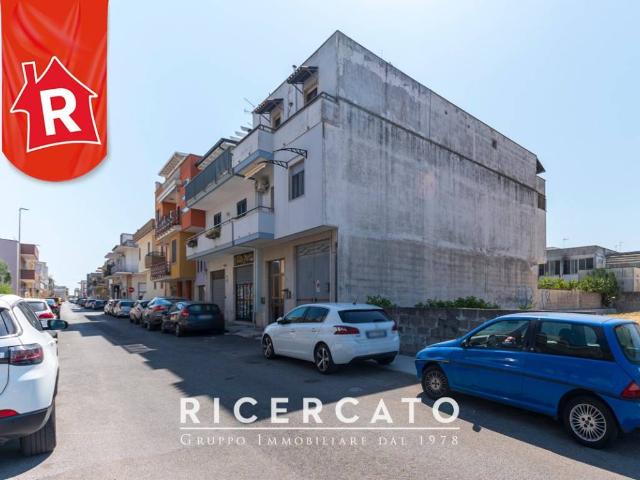 Locale Commerciale in vendita a Puglia, Lecce