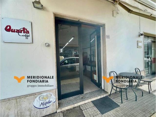 Locale Commerciale in vendita a Puglia, Lecce