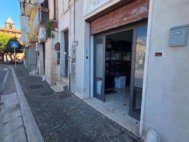 Locale Commerciale in vendita a Roma Capitale, Lazio