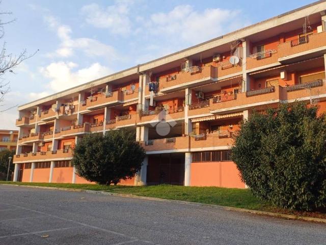 Locale Commerciale in vendita a Roma Capitale, Lazio