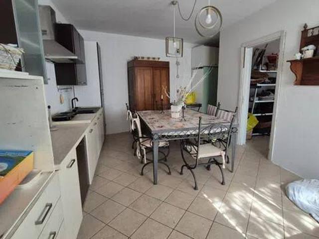 Locale Commerciale in vendita a Bornato, Cazzago San Martino