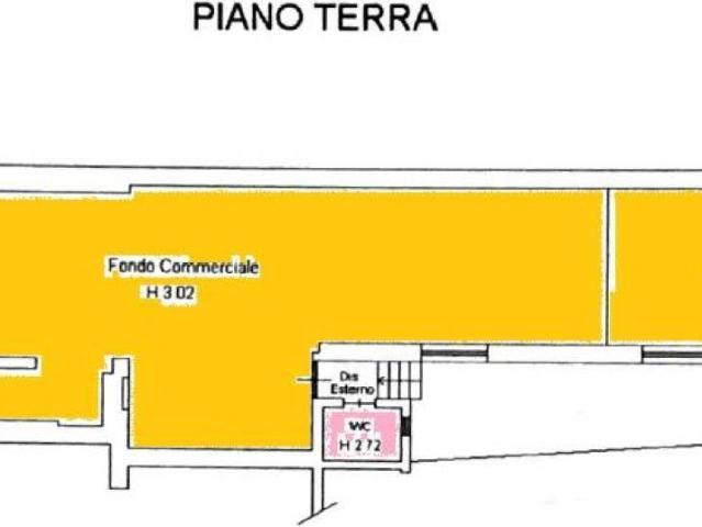Locale Commerciale in vendita a Cecina, Toscana