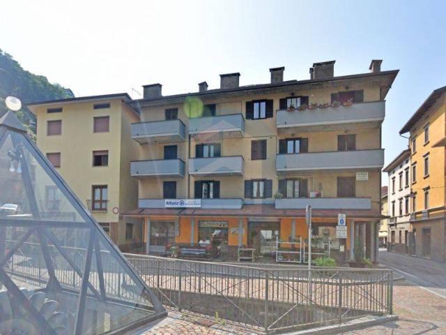 Locale Commerciale in vendita a Comunità montana della valle Camonica, Cedegolo