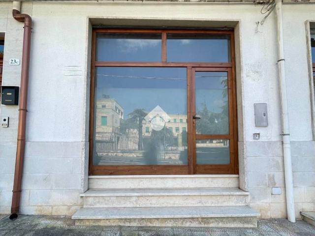 Locale Commerciale in vendita a Ceglie Messapica