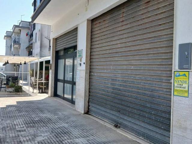 Locale Commerciale in vendita a Ceglie Messapica