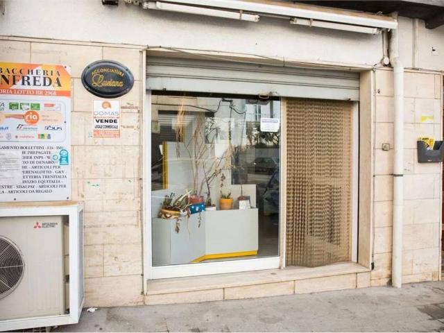 Locale Commerciale in vendita a Puglia, Brindisi