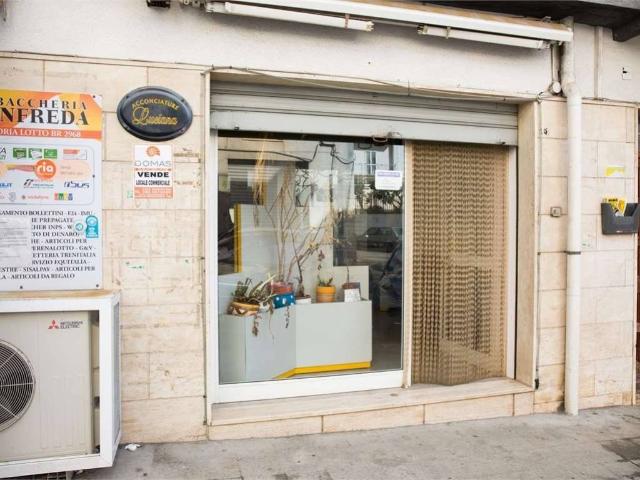 Locale Commerciale in vendita a Puglia, Brindisi