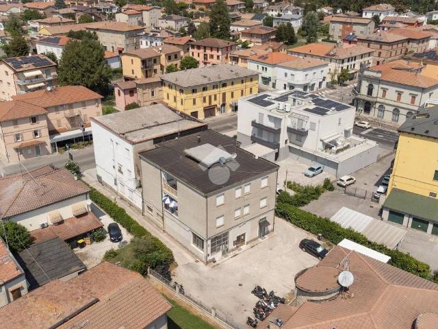 Locale Commerciale in vendita a Renazzo, Cento