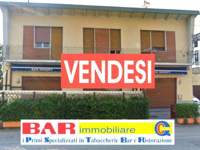 Locale Commerciale in vendita a Unione Alto Ferrarese, Cento