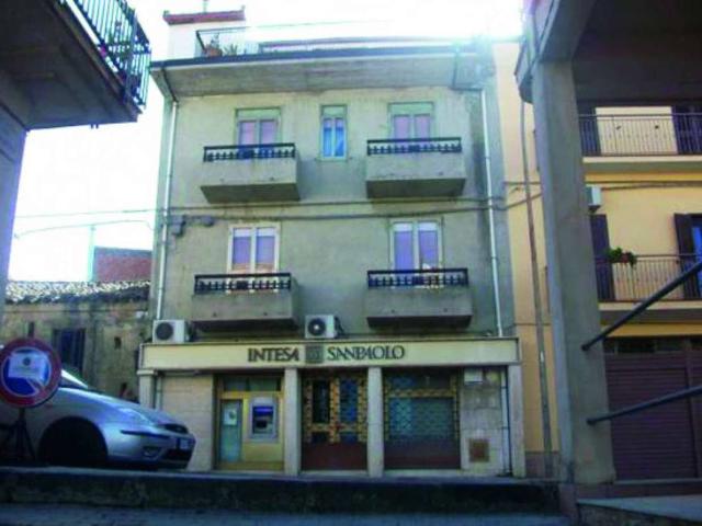 Locale Commerciale in vendita a Cerami, Sicilia