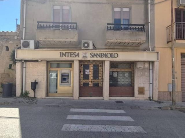 Locale Commerciale in vendita a Cerami, Sicilia