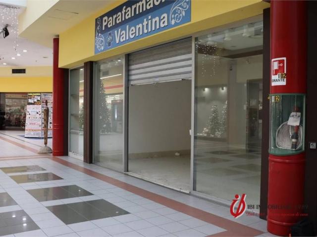 Locale Commerciale in vendita a San Vito, Cerea