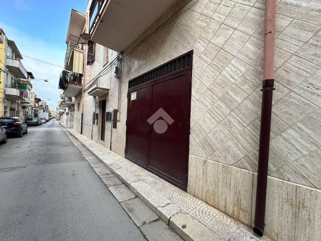 Locale Commerciale in vendita a Puglia, Foggia
