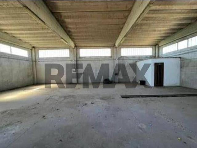 Locale Commerciale in vendita a Puglia, Foggia