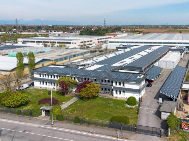 Locale Commerciale in vendita a Ronco, Cernusco Sul Naviglio