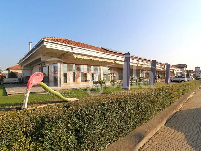 Locale Commerciale in vendita a Piemonte, Biella