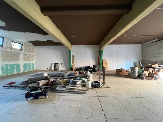 Locale Commerciale in vendita a Unione dei Comuni Circondario dell'Empolese Valdelsa, Lucardo