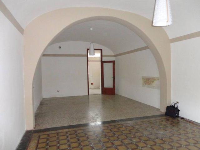 Locale Commerciale in vendita a Unione dei Comuni Circondario dell'Empolese Valdelsa, Lucardo