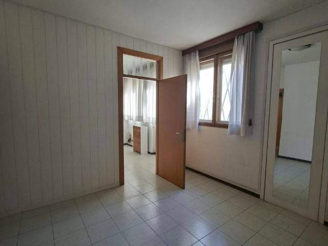 Locale Commerciale in vendita a Cervignano del Friuli / Çarvignan, Udine / Udin / Videm
