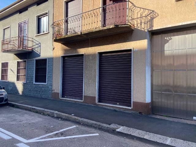 Locale Commerciale in vendita a Molinello, Cesano Maderno