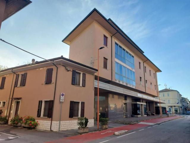 Palazzo in vendita a Unione dei comuni Valle del Savio, Cesenà