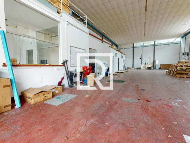 Locale Commerciale in vendita a Unione dei comuni Valle del Savio, Cesenà