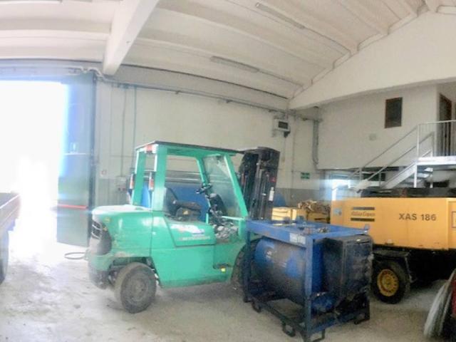 Locale Commerciale in vendita a Unione dei comuni Valle del Savio, Cesenà